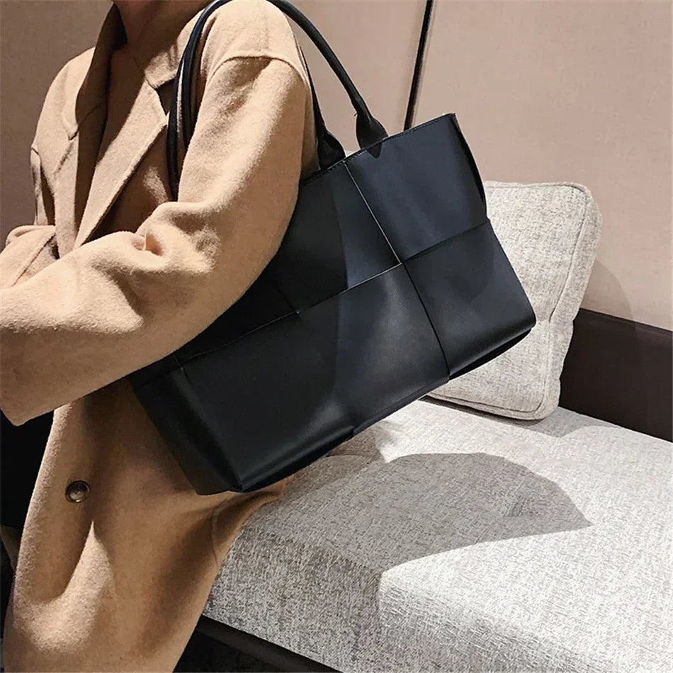 Grote Luxe Woven Handtas